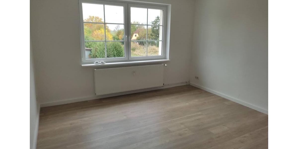renovierte 2-Raumwohnung Zölkow, zwischen Crivitz und Goldberg 2 zimmer