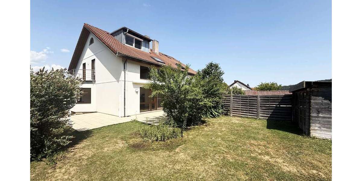 Einfamilienhaus Tuttlingen - 4.5 Zimmer, 108 m&sup2;, 1.490&euro; | Angebot:27163176