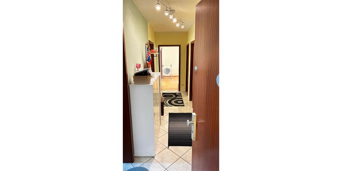 Etagenwohnung Mannheim Neckarstadt-Ost - 3 Zimmer, 89 m&sup2;, 1.568&euro; | Angebot:25311184