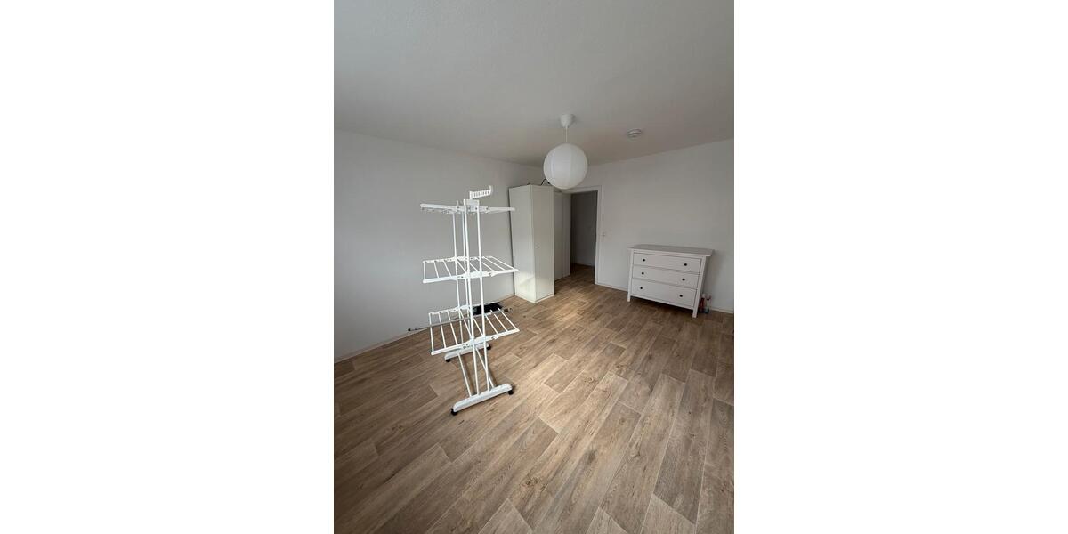 Hochparterre Eisenberg - 3 Zimmer, 60 m&sup2;, 650&euro; | Angebot:25962243