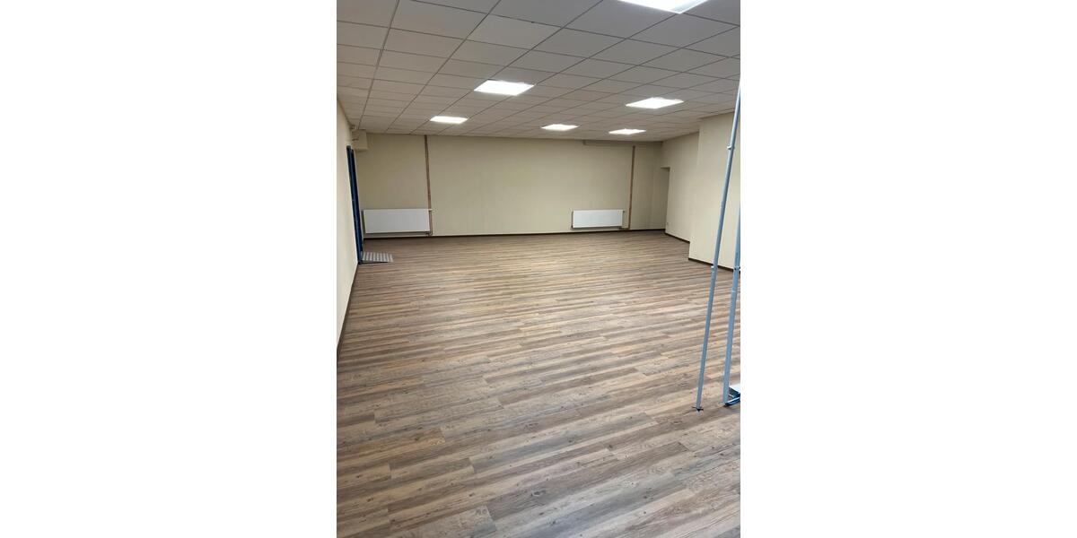 Gewerbeobjekt Esens - 1.750&euro; | Angebot:26226305