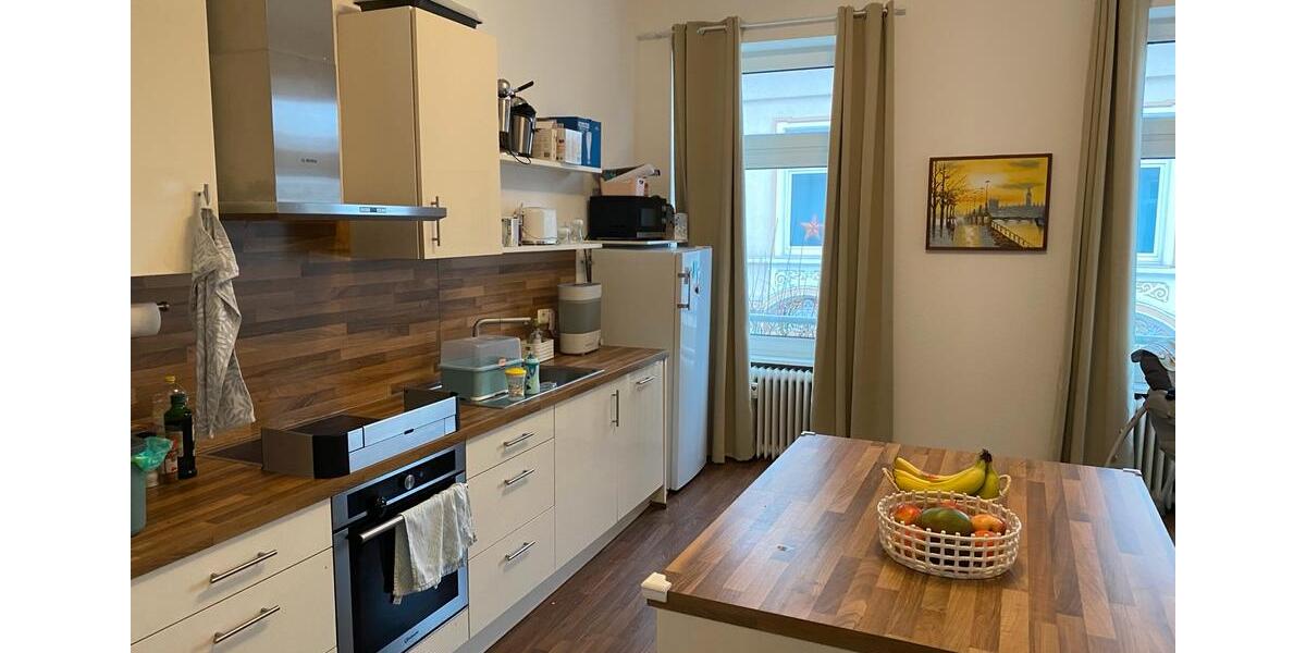 5-Zimmer Mietwohnung zentral Stilaltbau an Fußgängerzone in HG 5 zimmer