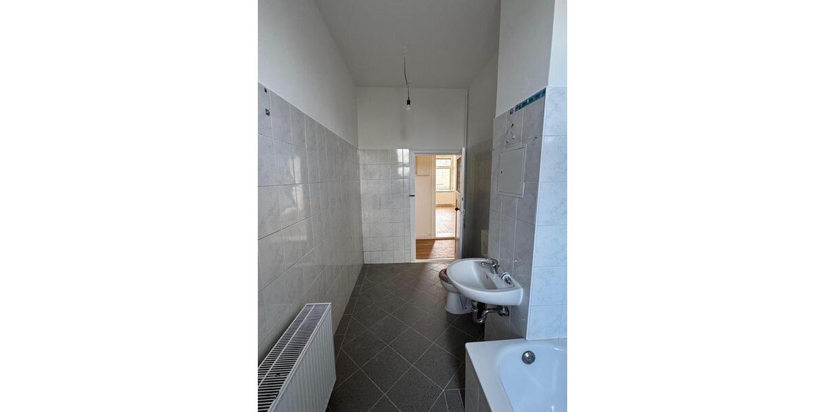 Erdgeschoßwohnung Nauen - 3 Zimmer, 81 m&sup2;, 1.172&euro; | Angebot:25943031