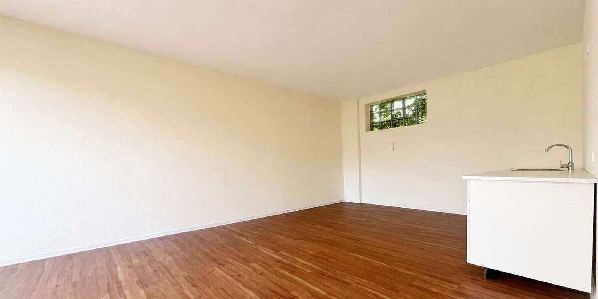 Etagenwohnung Baden-Baden Baden - 2 Zimmer, 64 m&sup2;, 600&euro; | Angebot:27229050