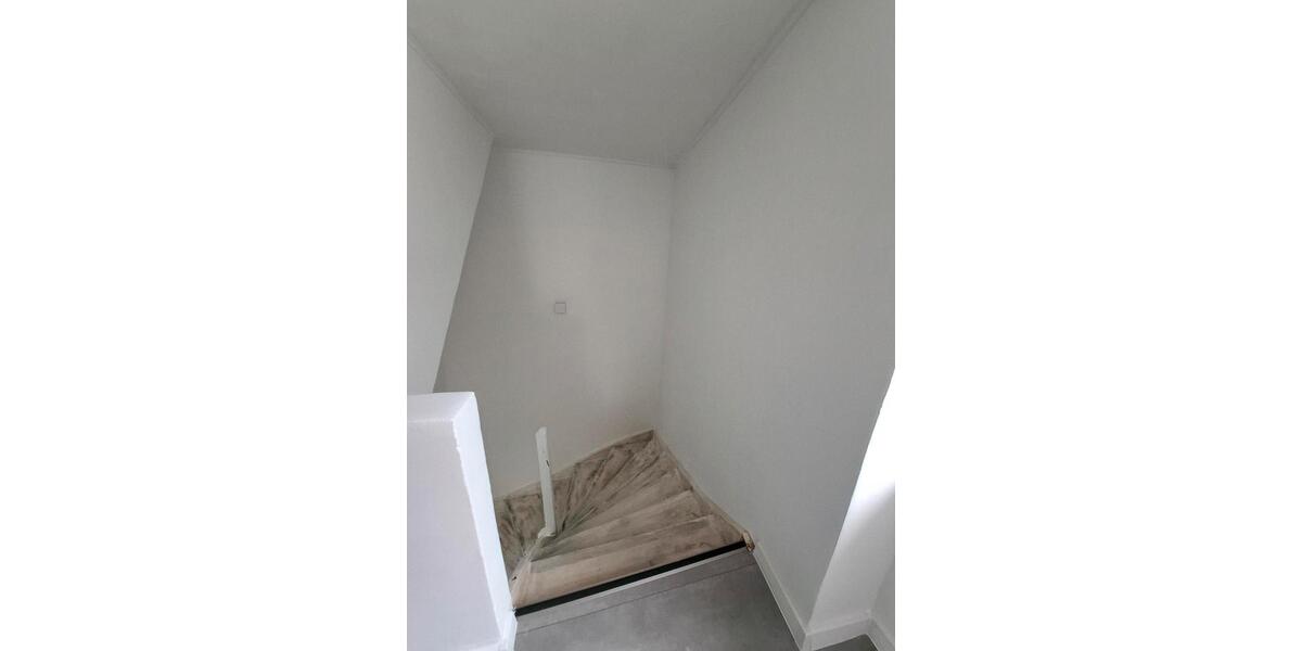 Einfamilienhaus in Saffig Altbau trifft Moderne 4.5 zimmer