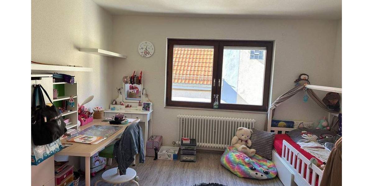 Etagenwohnung Vogtsburg im Kaiserstuhl Oberrotweil - 5 Zimmer, 157 m&sup2;, 1.340&euro; | Angebot:26470874