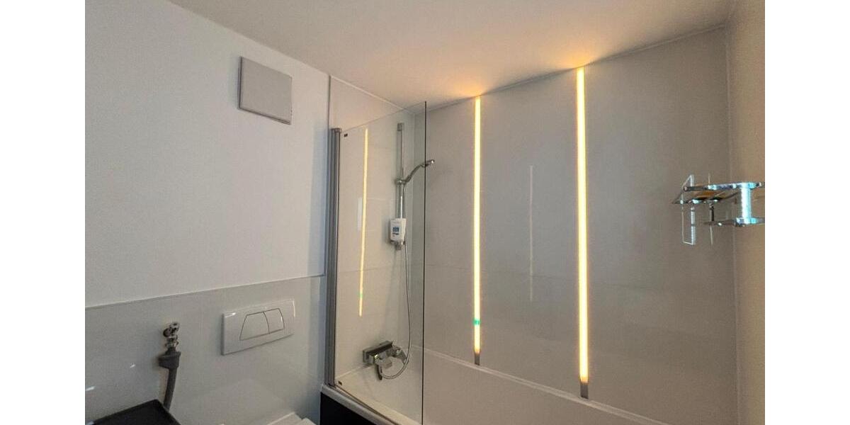 Helle 1,5 Zimmer-Wohnung mit großer Terrasse in Gerlingen 1 zimmer