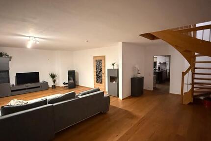 Wohnung Zwiesel - 4 Zimmer, 140 m&sup2;, 800&euro; | Angebot:24842093