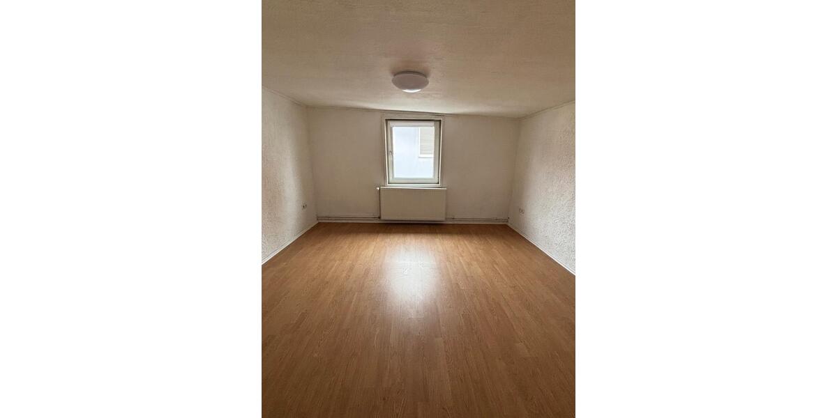 Etagenwohnung Schöningen - 2 Zimmer, 72 m&sup2;, 390&euro; | Angebot:24829265