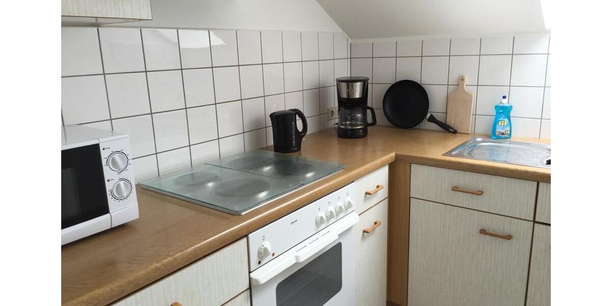 Dachgeschoßwohnung Wilkau-Haßlau Haßlau - 1 Zimmer, 25 m&sup2;, 380&euro; | Angebot:26254471