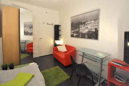 ab1.Feb guteParkmöglichtkeiten-WGZimmer, möbliert,WM,Spülm,U2 1 zimmer