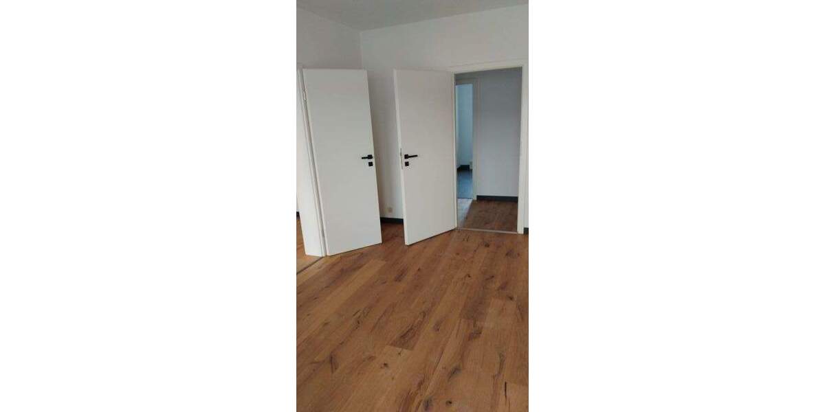 Hier können Sie sofort einziehen - Zimmer Zwickau Eckersbach | Angebot:25567918