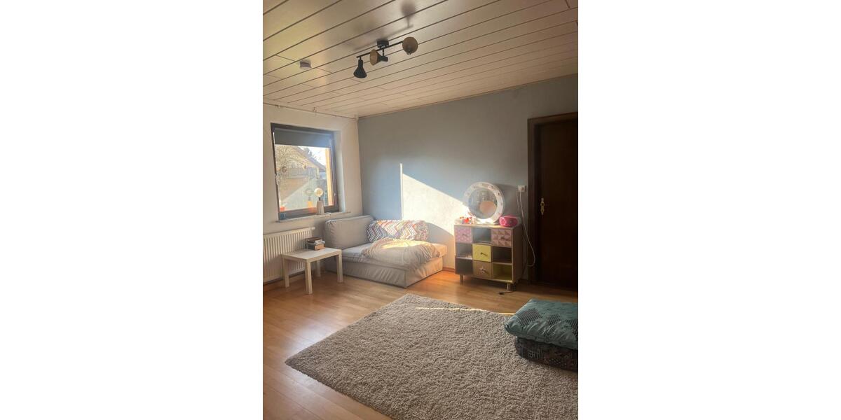 Hochparterre Eiterfeld - 3 Zimmer, 60 m&sup2;, 350&euro; | Angebot:26671578