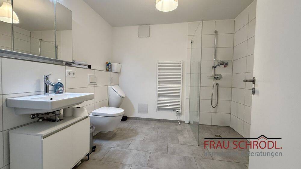 Etagenwohnung Gottmadingen - 3 Zimmer, 95 m&sup2;, 1.200&euro; | Angebot:26786879