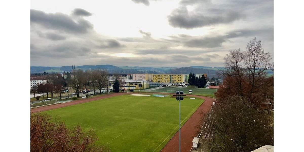 Etagenwohnung Oelsnitz (Vogtland) - 4 Zimmer, 96 m&sup2;, 578&euro; | Angebot:23863355