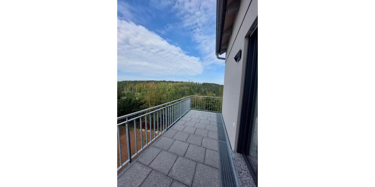 Etagenwohnung Suhl Aue 1 - 4 Zimmer, 115 m&sup2;, 1.210&euro; | Angebot:26563032