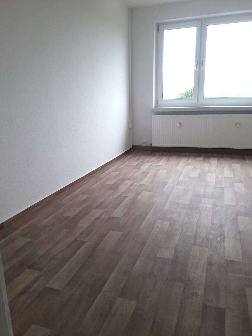 Erstbezug nach kompletter Renovierung. 3 zimmer