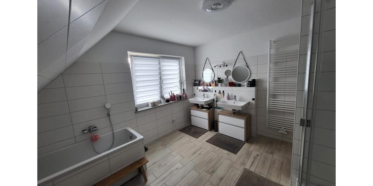 Einfamilienhaus Ilmenau Frauenwald - 5 Zimmer, 140 m&sup2;, 1.300&euro; | Angebot:26225849