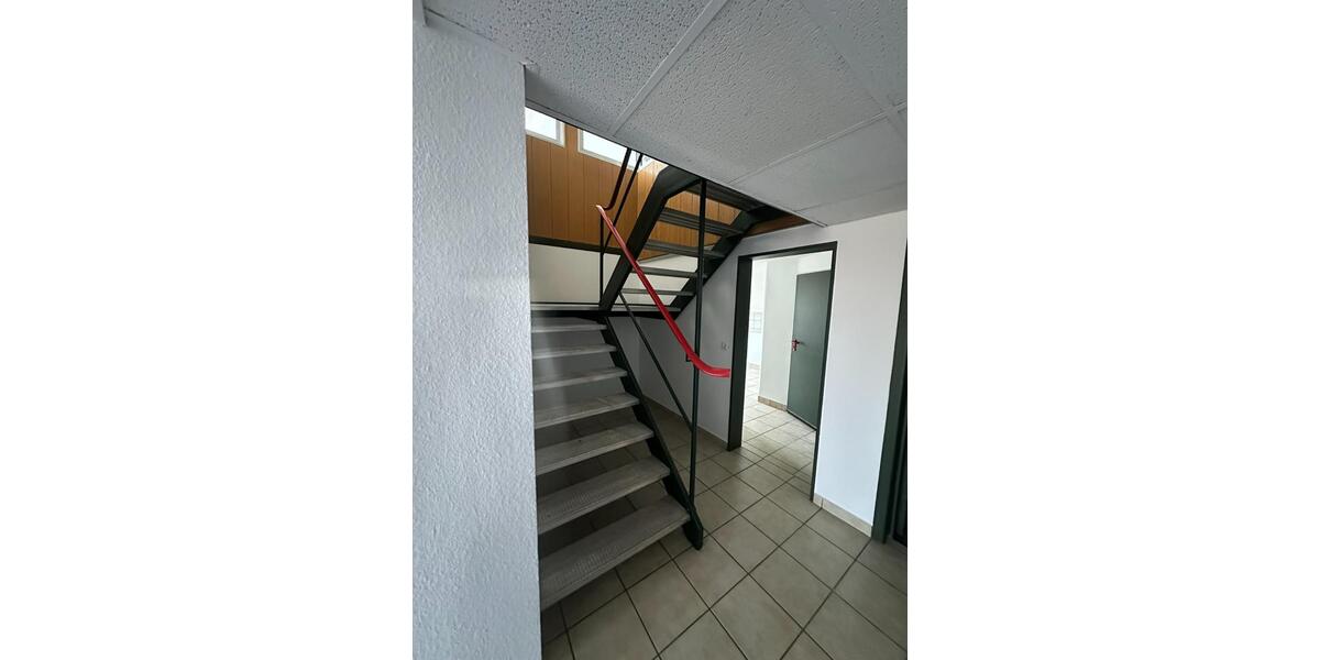 Einfamilienhaus Pleinfeld - 4 Zimmer, 200 m&sup2;, 1.400&euro; | Angebot:25408445