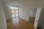 Neubau: 2,5-Zimmer-Wohnung in Aalen mit EBK, Balkon & Carport