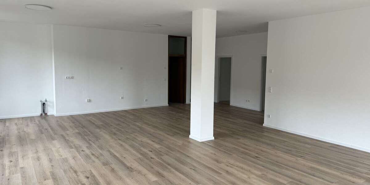 Etagenwohnung Kuchen - 4 Zimmer, 147 m&sup2;, 1.100&euro; | Angebot:26942602