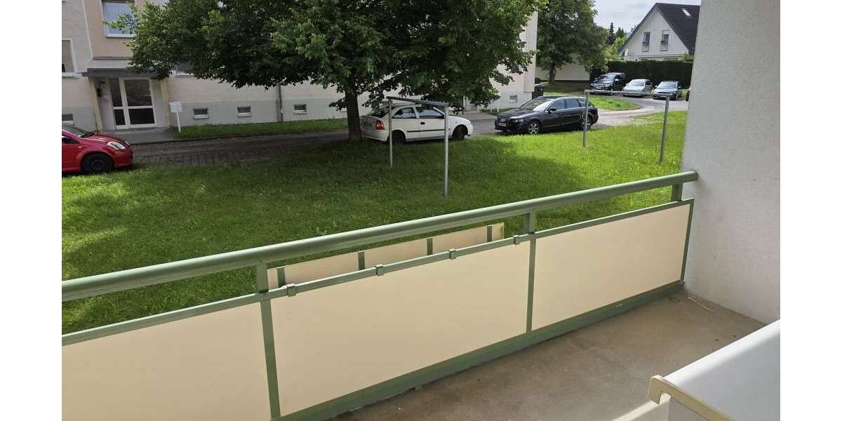 Etagenwohnung Dorfhain - 3 Zimmer, 67 m&sup2;, 398&euro; | Angebot:26908316