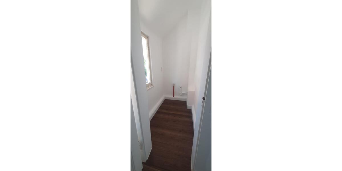 Etagenwohnung Sindelfingen Sindelfingen (Stadt) - 4 Zimmer, 110 m&sup2;, 1.150&euro; | Angebot:26542576