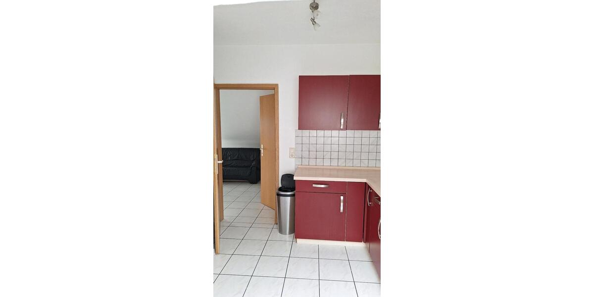 Dachgeschoßwohnung Jagsthausen - 3 Zimmer, 90 m&sup2;, 1.100&euro; | Angebot:23886728