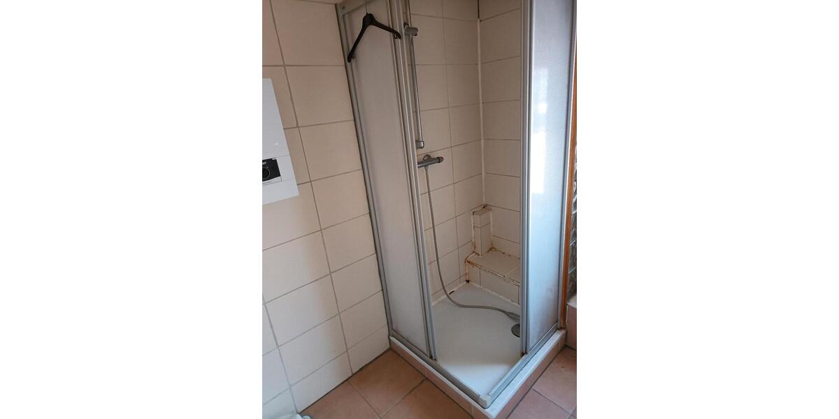 Etagenwohnung Gnoien - 3 Zimmer, 80 m&sup2;, 600&euro; | Angebot:26049680