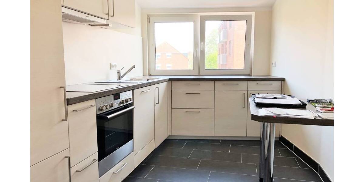 Etagenwohnung Wedel - 2 Zimmer, 80 m&sup2;, 990&euro; | Angebot:26672401