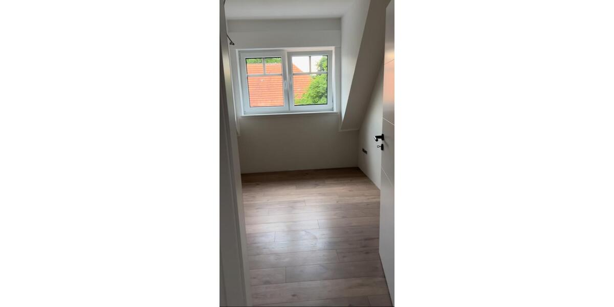 Doppelhaushälfte Ihlow - 4 Zimmer, 120 m&sup2;, 1.075&euro; | Angebot:26051492