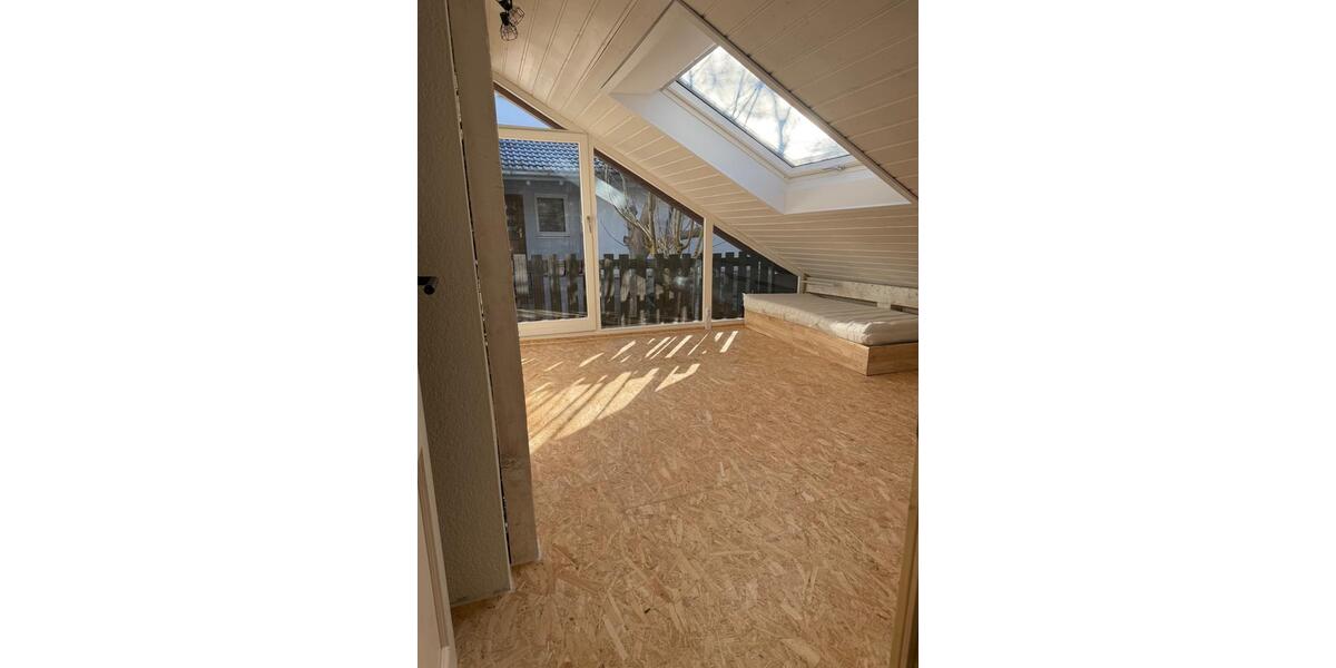 Wohnen auf Zeit Aalen Unterkochen - 1 Zimmer, 11 m&sup2;, 374&euro; | Angebot:25910581