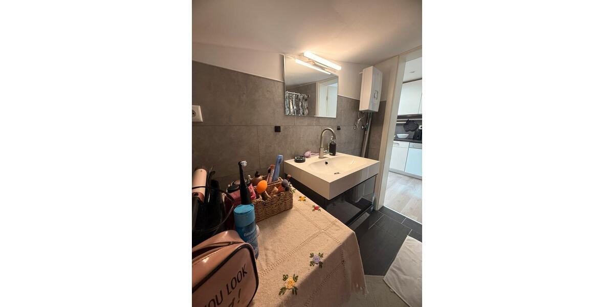 Dachgeschoßwohnung Bayreuth Meyernberg - 1 Zimmer, 43 m&sup2;, 1.000&euro; | Angebot:25995131