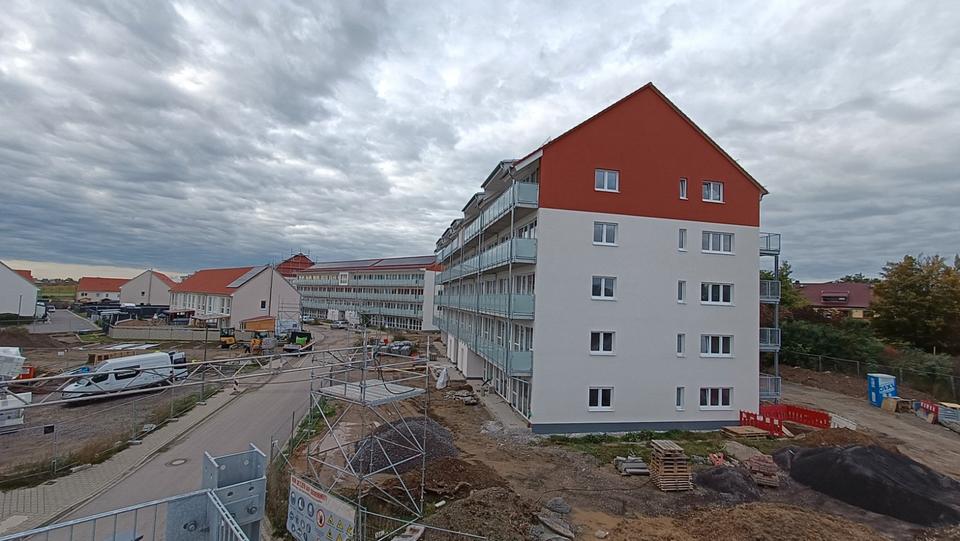 Etagenwohnung Schkeuditz - 4 Zimmer, 102 m&sup2;, 1.050&euro; | Angebot:26582109