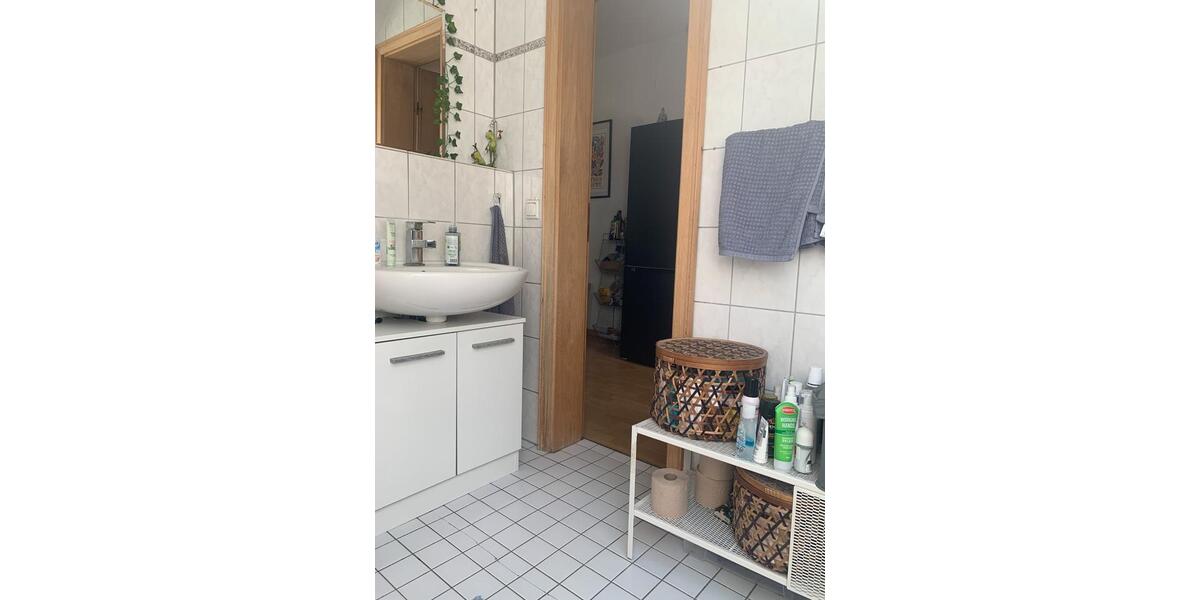 Dachgeschoßwohnung Herne - 2.5 Zimmer, 73 m&sup2;, 585&euro; | Angebot:26399081