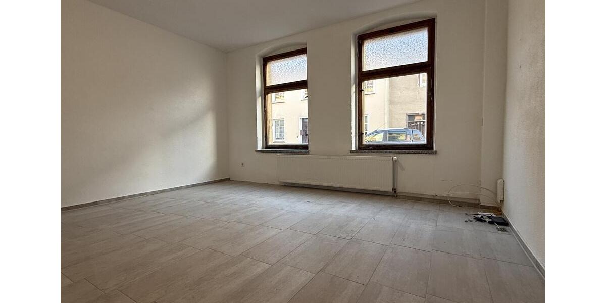 Erdgeschoßwohnung Altentreptow - 3 Zimmer, 100 m&sup2;, 1.000&euro; | Angebot:26378856