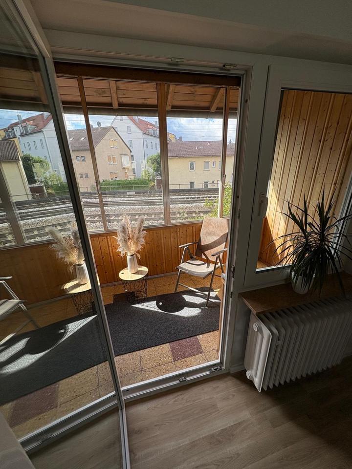 Möblierte 1-Zimmer-Wohnung mit Balkon & Wintergarten in Ansbach
