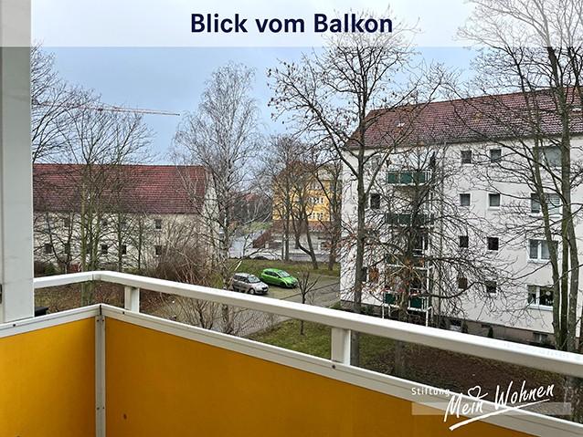 2 Zimmer, Dusche und großer Balkon - jetzt besichtigen!