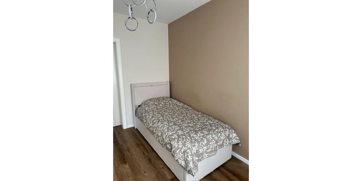 Erdgeschoßwohnung Seevetal - 4 Zimmer, 168 m&sup2;, 1.800&euro; | Angebot:26442167