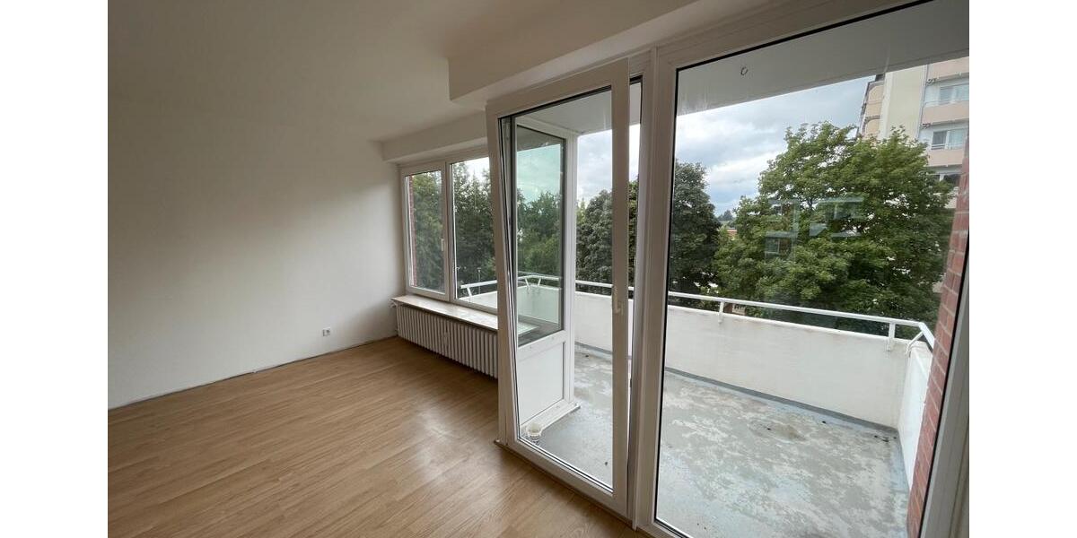 Etagenwohnung Reinbek - 4 Zimmer, 99 m&sup2;, 1.385&euro; | Angebot:25517245
