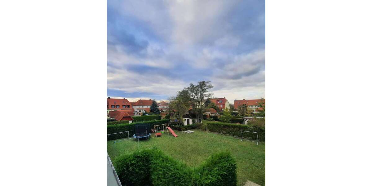 Etagenwohnung Leuna - 4 Zimmer, 104 m&sup2;, 885&euro; | Angebot:26354758
