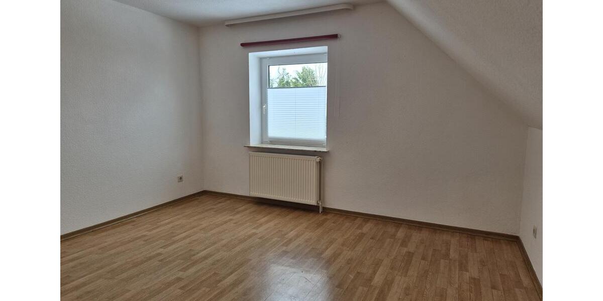 Dachgeschoßwohnung Saterland - 2 Zimmer, 65 m&sup2;, 500&euro; | Angebot:24866308