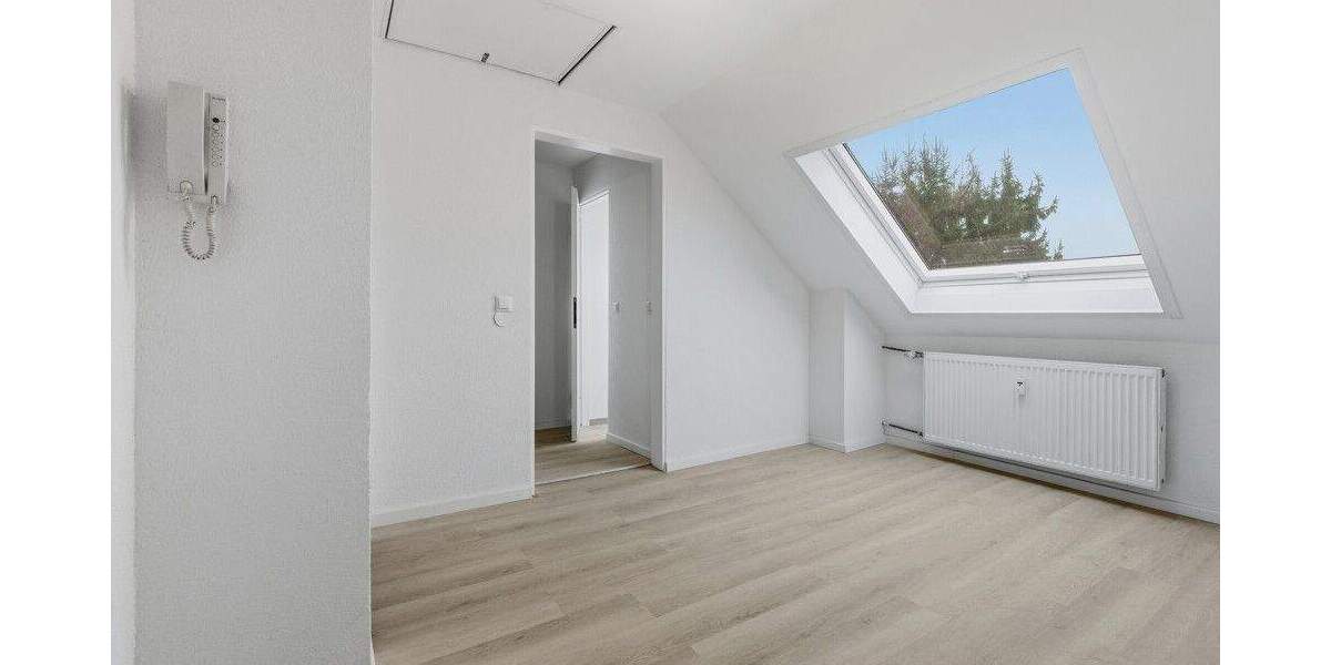 Traumhafte 2-Zimmer-Dachgeschosswohnung in Karlsruhe-Neureut- Erstbezug nach Sanierung! 2 zimmer