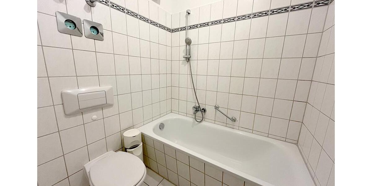 Erdgeschoßwohnung Glauchau - 3 Zimmer, 56 m&sup2;, 360&euro; | Angebot:26003173