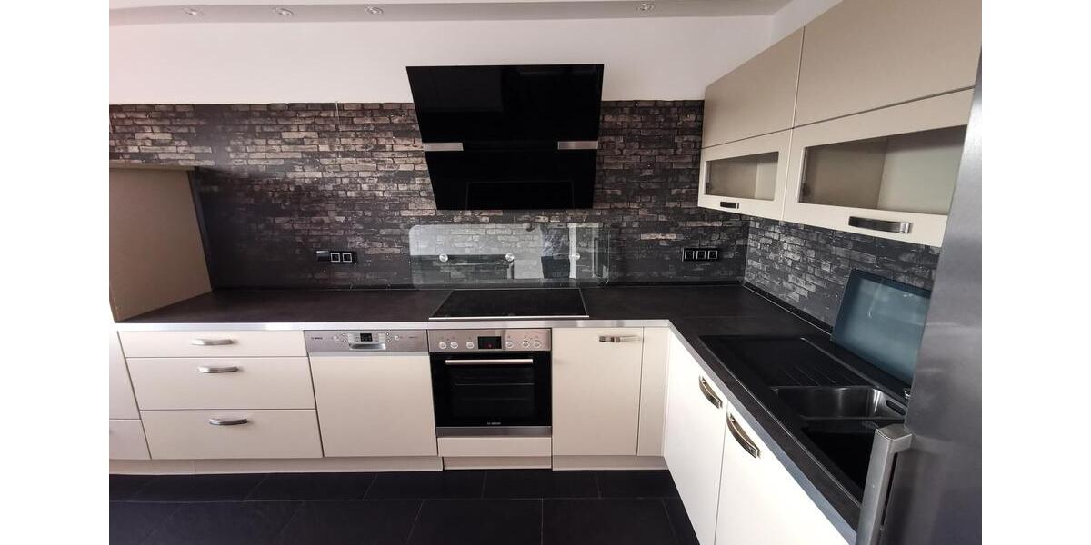 Maisonettenwohnung Frankfurt am Main Niederrad - 5 Zimmer, 157 m&sup2;, 2.400&euro; | Angebot:25777517