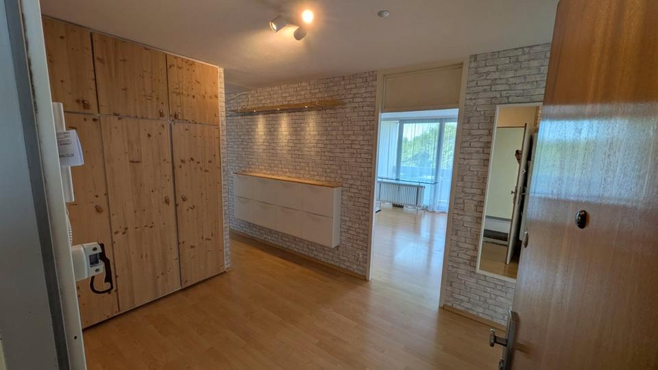 Etagenwohnung Neu-Ulm Ludwigsfeld - 3 Zimmer, 84 m&sup2;, 950&euro; | Angebot:26706103