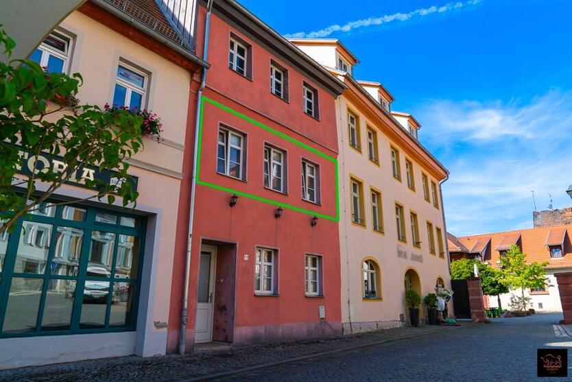 Wohnung zu vermieten – Modern und mitten in der Altstadt, mit Balkon und Parkplatz