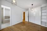 ***Skyline-Panorama & Design pur - Exklusives Wohnen im Hochhaus-Highlight***
