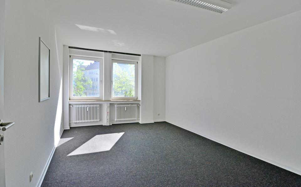 Gewerbeobjekt Kassel - 2.200&euro; | Angebot:26385446
