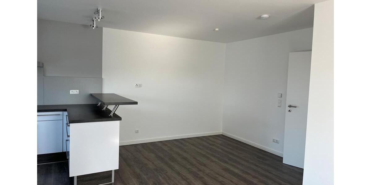 Etagenwohnung Husum - 3 Zimmer, 78 m&sup2;, 975&euro; | Angebot:26125835